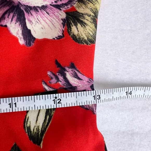 Monteau Los Angeles Red Floral Wrap Mini Dress Size Medium - Picture 11 of 12